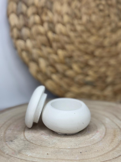 Mini Joyero Redondo de Resina con Tapa – Diseño Minimal
