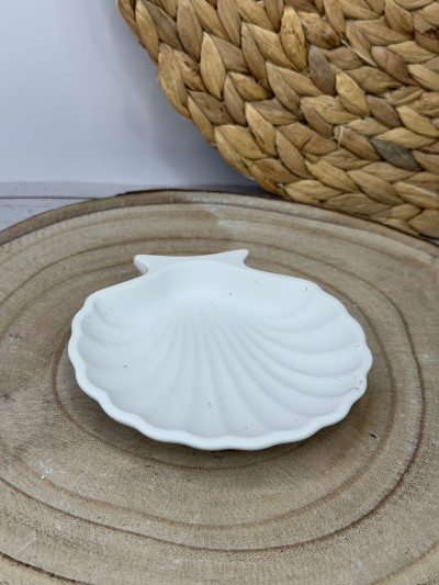 Bandeja o Jabonera Concha Decorativa Blanca – Bandeja Pequeña Artesanal de Resina al Agua
