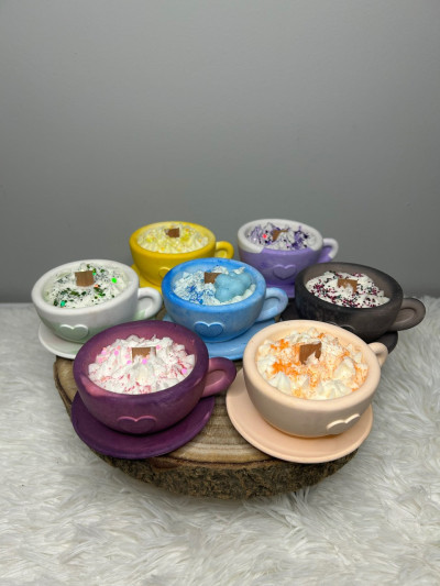 Vela Taza de Resina de Colores | 60g Soja | Luz y Forma