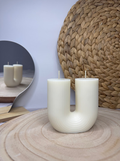 Vela U artesanal – Vela decorativa moderna